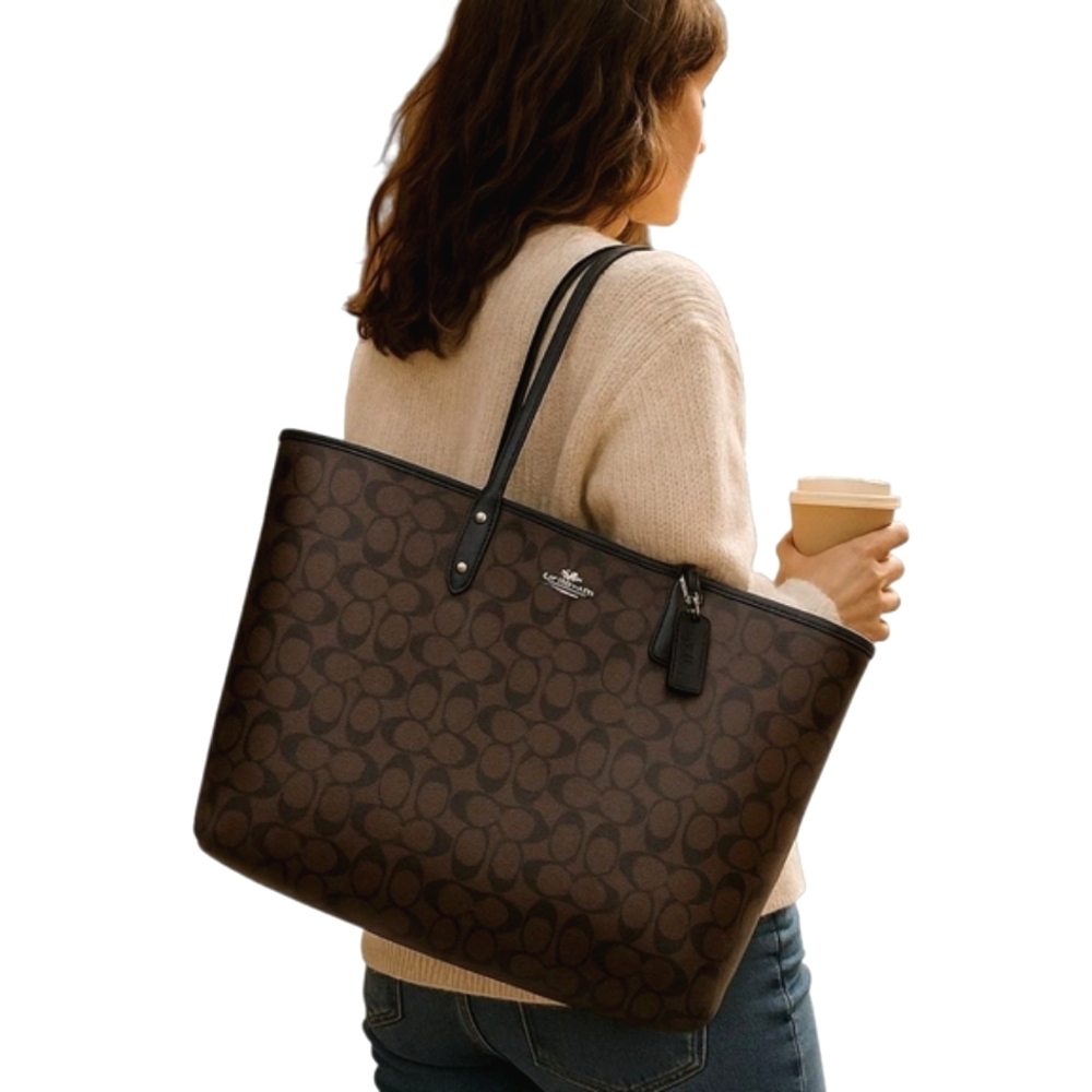 Coach City Tote Bag Signatue Coated Canvas EUC Gently Loved